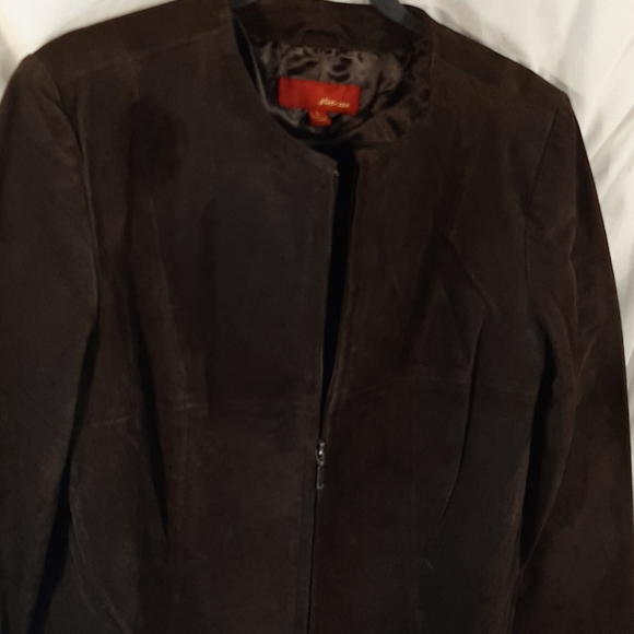 Jacket - Picture 2 of 7